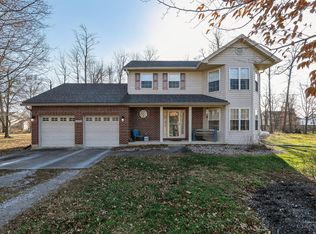 1529 Denny Dr, Amelia, OH 45102