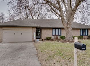 1835 W Katella St, Springfield, MO 65807