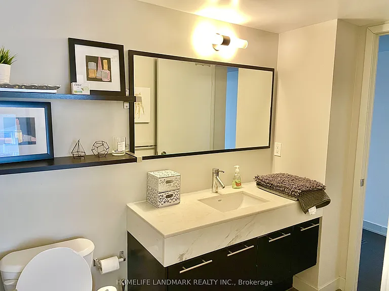 21 Nelson St #608 — Photo 13
