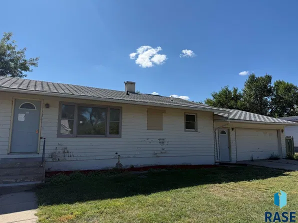 101 W Park Ave, Pierre, SD 57501