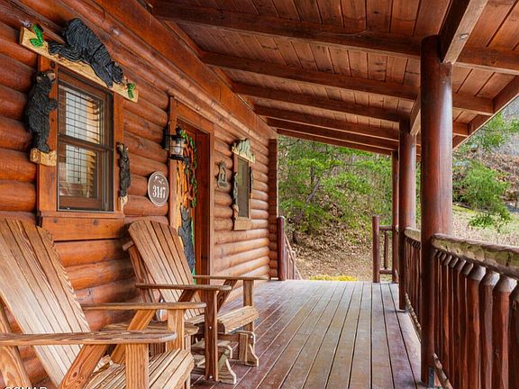 4th image of 3147 Smoky Ridge Way
