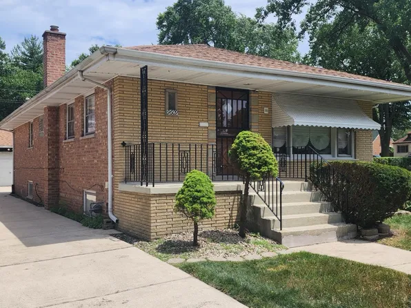 9609 S California Ave, Evergreen Park, IL 60805