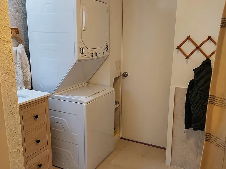1232 Oakdale St #B — Photo 10