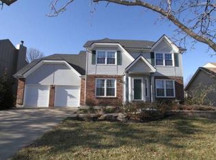 14816 S Arapaho Dr, Olathe, KS 66062