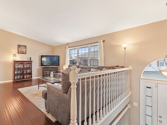 4th image of 10944 S Lorel Ave