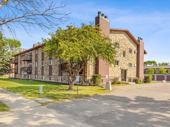 1102 23rd St S #D-18, Fargo, ND 58103