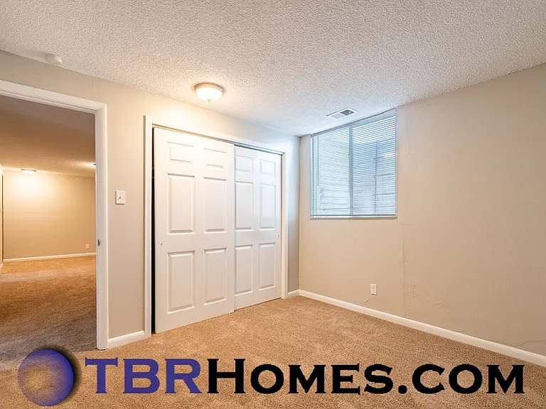 14435 Olmsted Dr — Photo 16