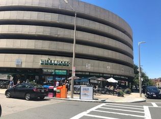 39 Hemenway St #A16, Boston, MA 02115