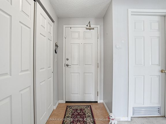 4th image of 3497 Upper Middle Rd #108