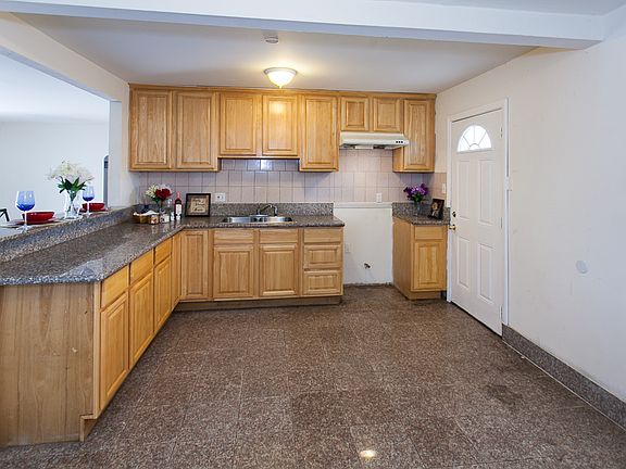 5th image of 17435 Villa Corta St