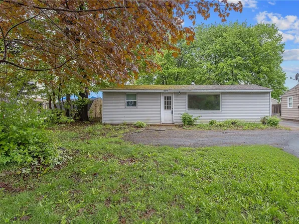 103 Stinson St, Syracuse, NY 13209