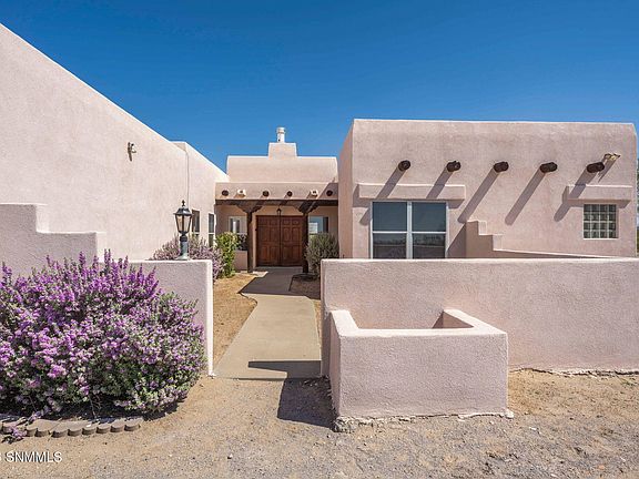 3rd image of 1900 Desert Ridge Rise Rd