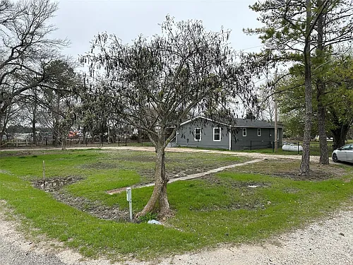 11669 County Road 563 Photo 1 11669 County Road 563 Photo 1