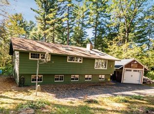 422 Taylor Rd, Stow, MA 01775