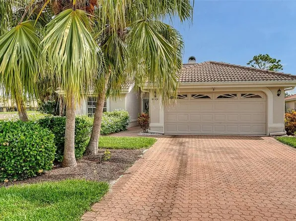 5829 Fairwoods Cir, Sarasota, FL 34243