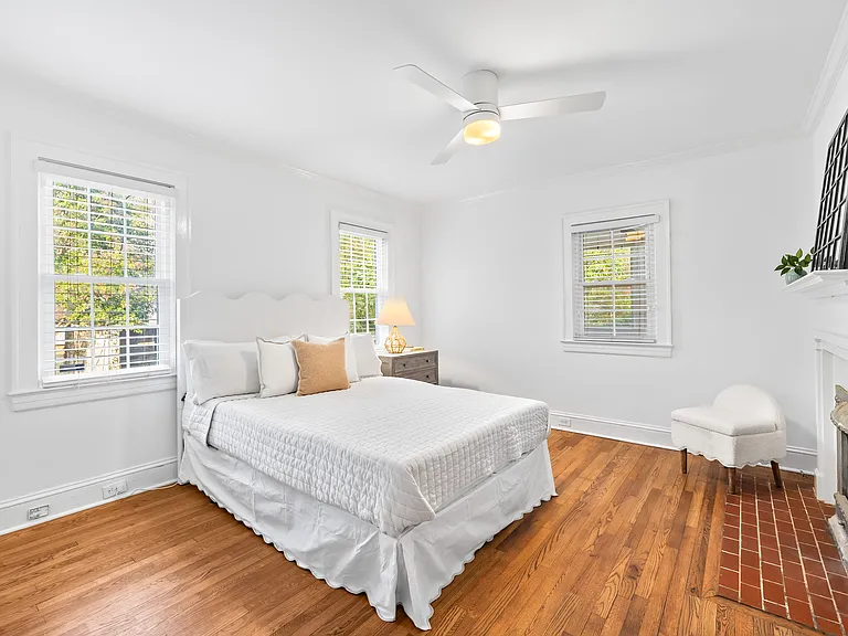 625 E Polo Rd — Photo 13