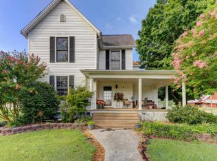 430 Indian Ridge Rd, Blaine, TN 37709