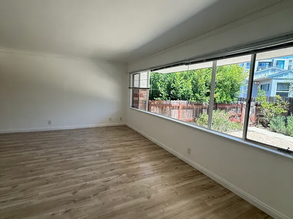 6934 Kittyhawk Ave APT 1, Los Angeles, CA 90045