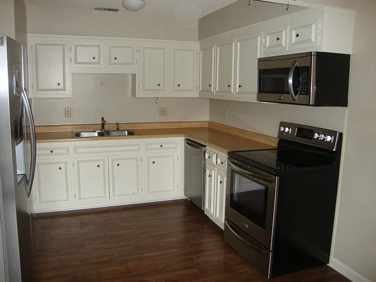 5864 Brentwood Trce — Photo 7