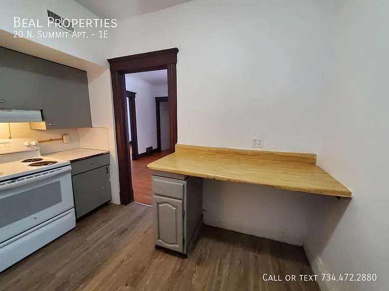 20 N Summit St #1E — Photo 15