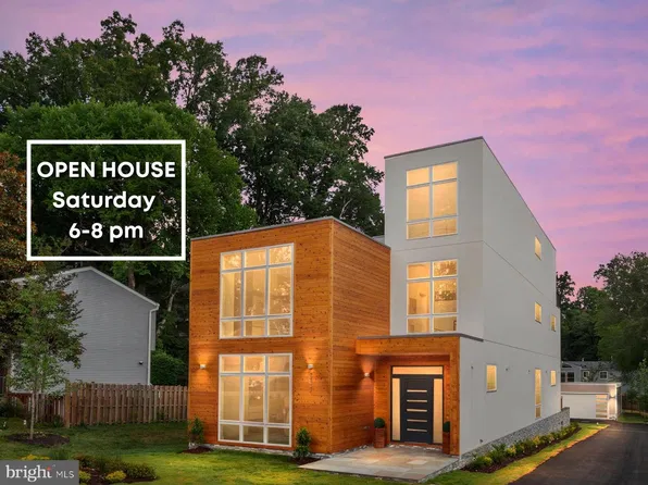 2841 Edgelea Rd, Vienna, VA 22181