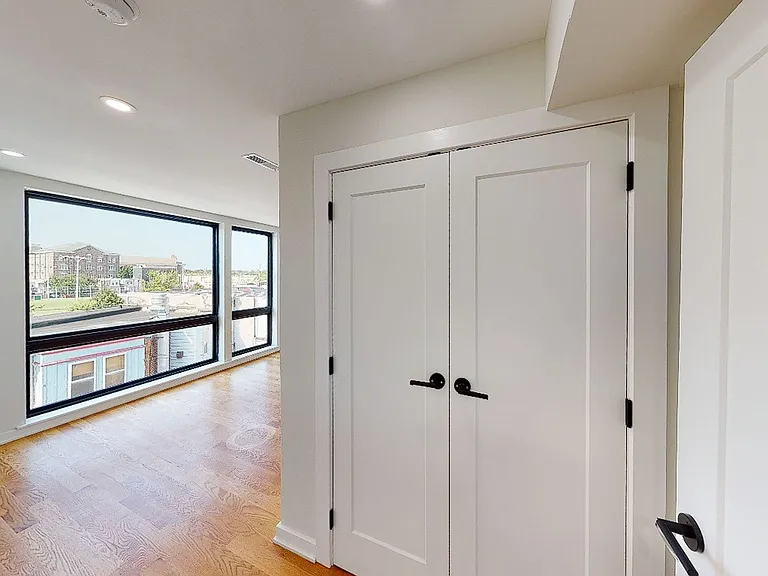2636 Belgrade St — Photo 10