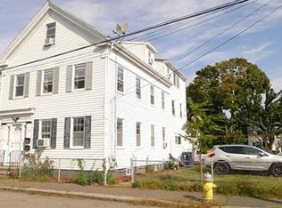 72 Beaver St, Salem, MA 01970