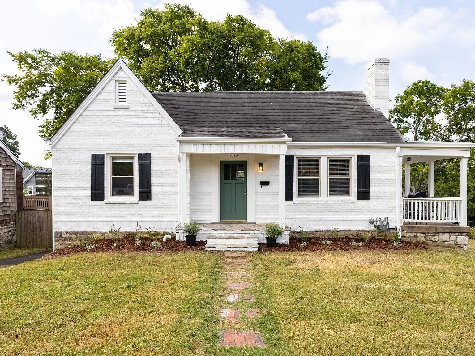 2313 Sunset Pl - 1 — Photo 1