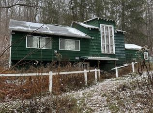 3920 S Street Rd, Marcellus, NY 13108