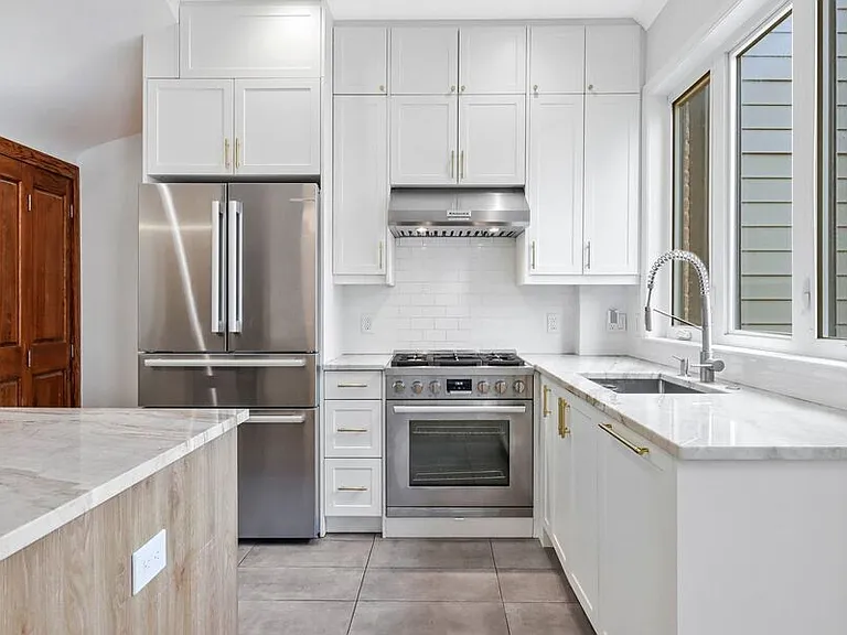 1349 Newton St NW #1 — Photo 11