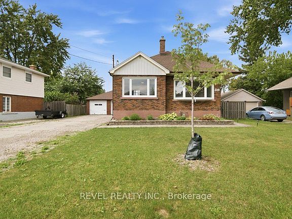 2nd image of 310 Caledon Ave