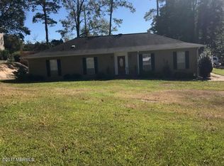 201 39th Ct, Meridian, MS 39301