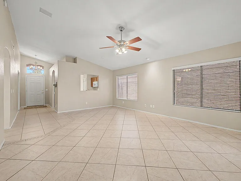 6602 W Desert Hollow Dr — Photo 9