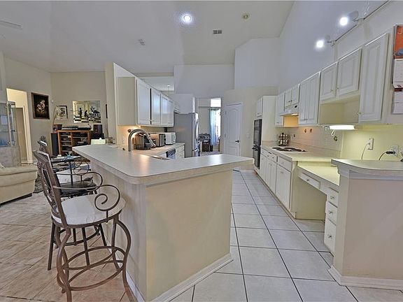 3rd image of 518 Terrace Cove Way