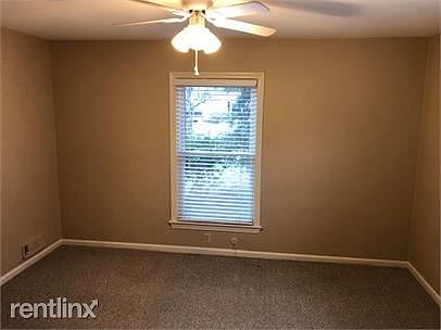 408 Lindsay Ct - 1 - bedroom