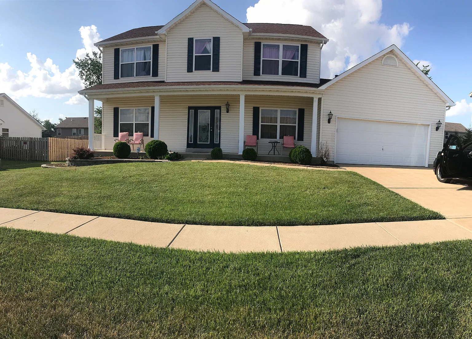 1046 Dardenne Woods Dr photo 1
