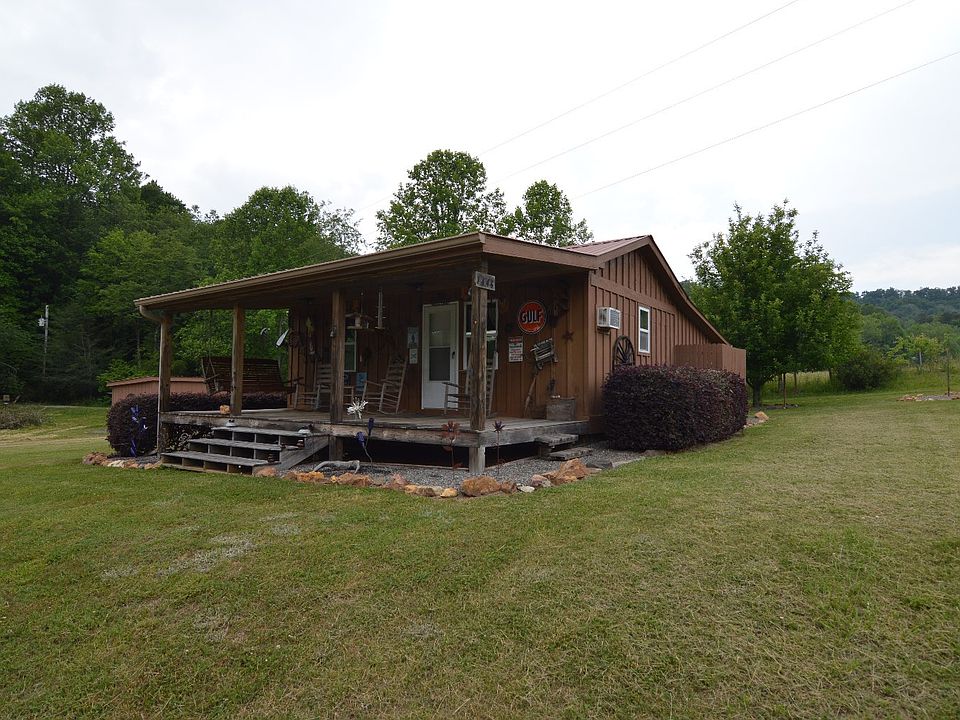 2nd image of 1444 Lawrence Smith Rd