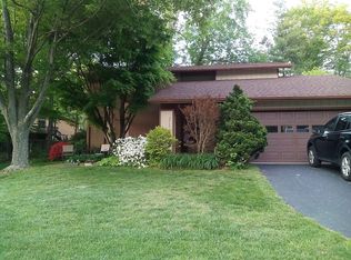 5232 Capon Hill Pl, Burke, VA 22015