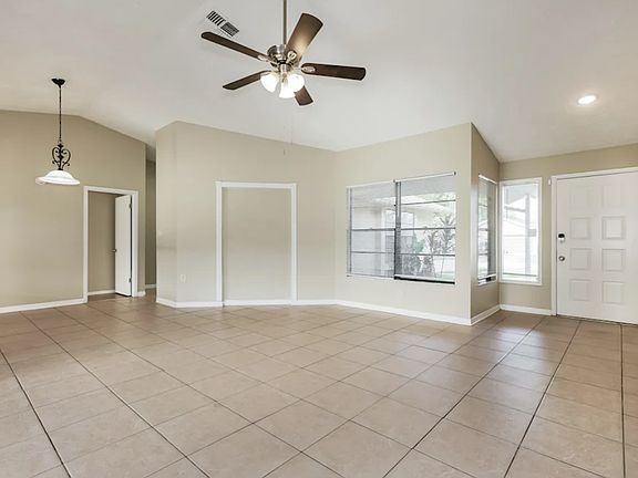 5th image of 1727 Lake Crest Ave #5