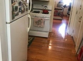 3060 Steinway St, Astoria, NY 11103