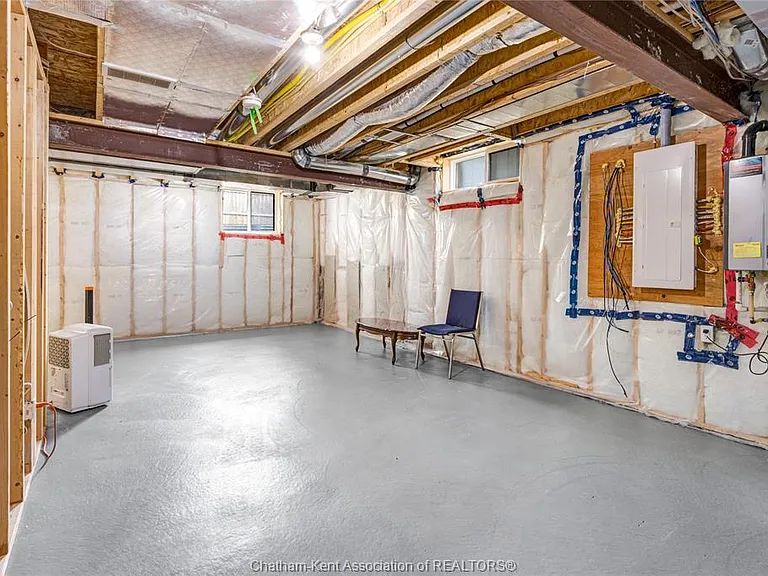 59 Churchill Park Rd — Photo 32