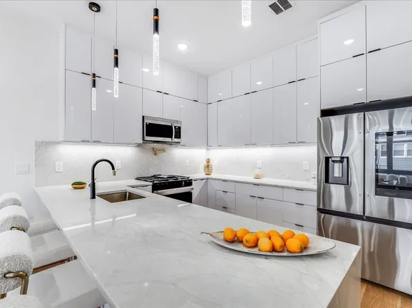 177 Wilkinson Avenue image 14 of 32