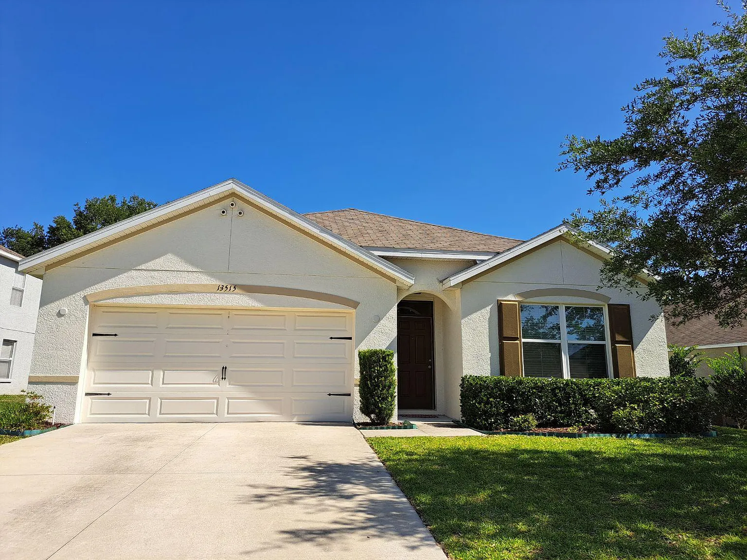 4 bed, 1828 sqft, $2,000 — Photo 1