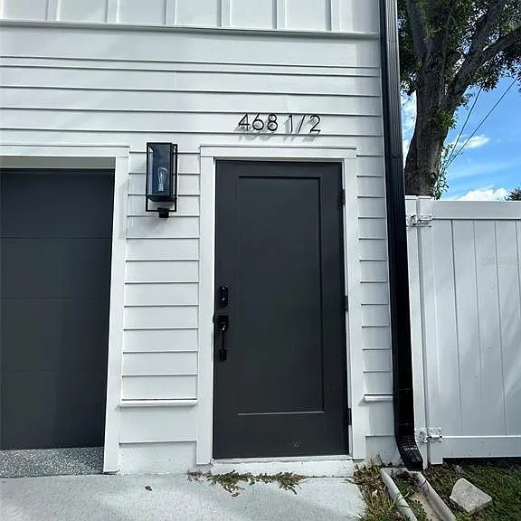 468 44th Ave N #1/2 — Photo 11