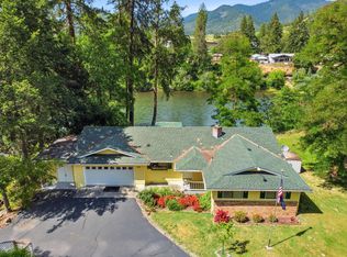 2700 Rogue River Hwy, Grants Pass, OR 97527
