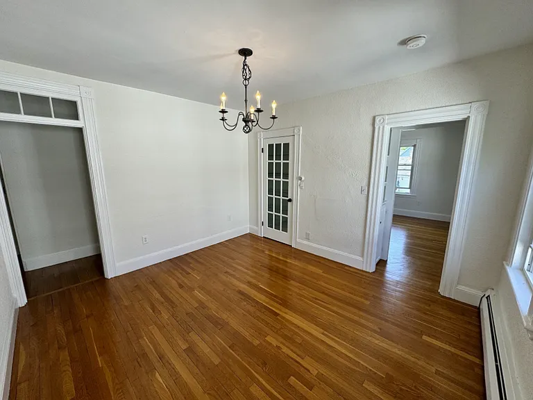 13 Irving St #2 — Photo 3