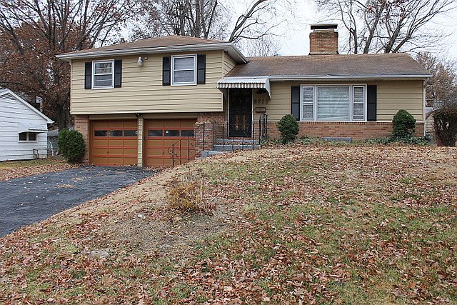 1st image of 8715 E 52nd St