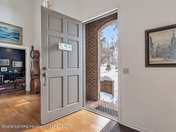 5th image of 2480 Overglen Ct