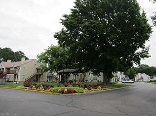 3700 Towne Point Rd #B, Portsmouth, VA 23703