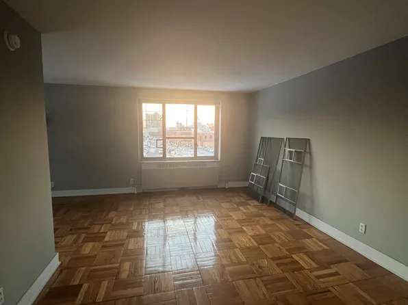 19401 64th Cir #3B, Fresh Meadows, NY 11365